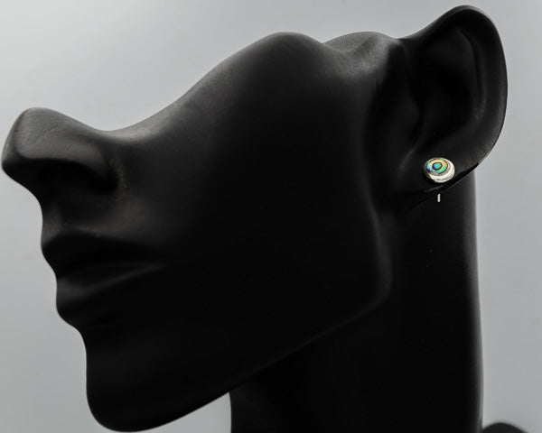 Mother of pearl stud set in silver