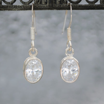 Med oval cubic drop earrings