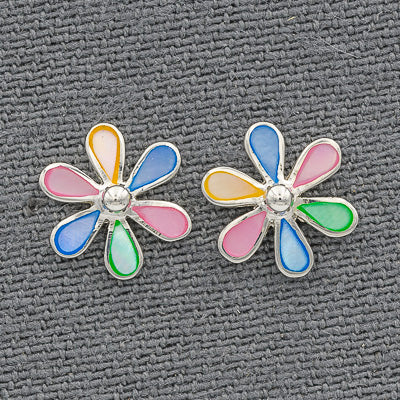 Mother of pearl daisy studs set in silver