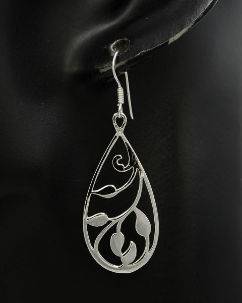 Sterling silver dangling leave earring