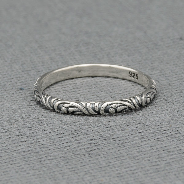 Sterling silver ring with patterns 2 mm