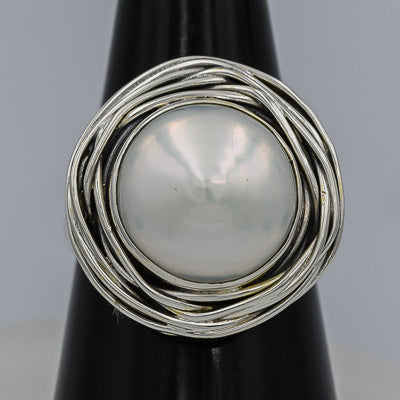 Sterling siiver wired button pearl ring