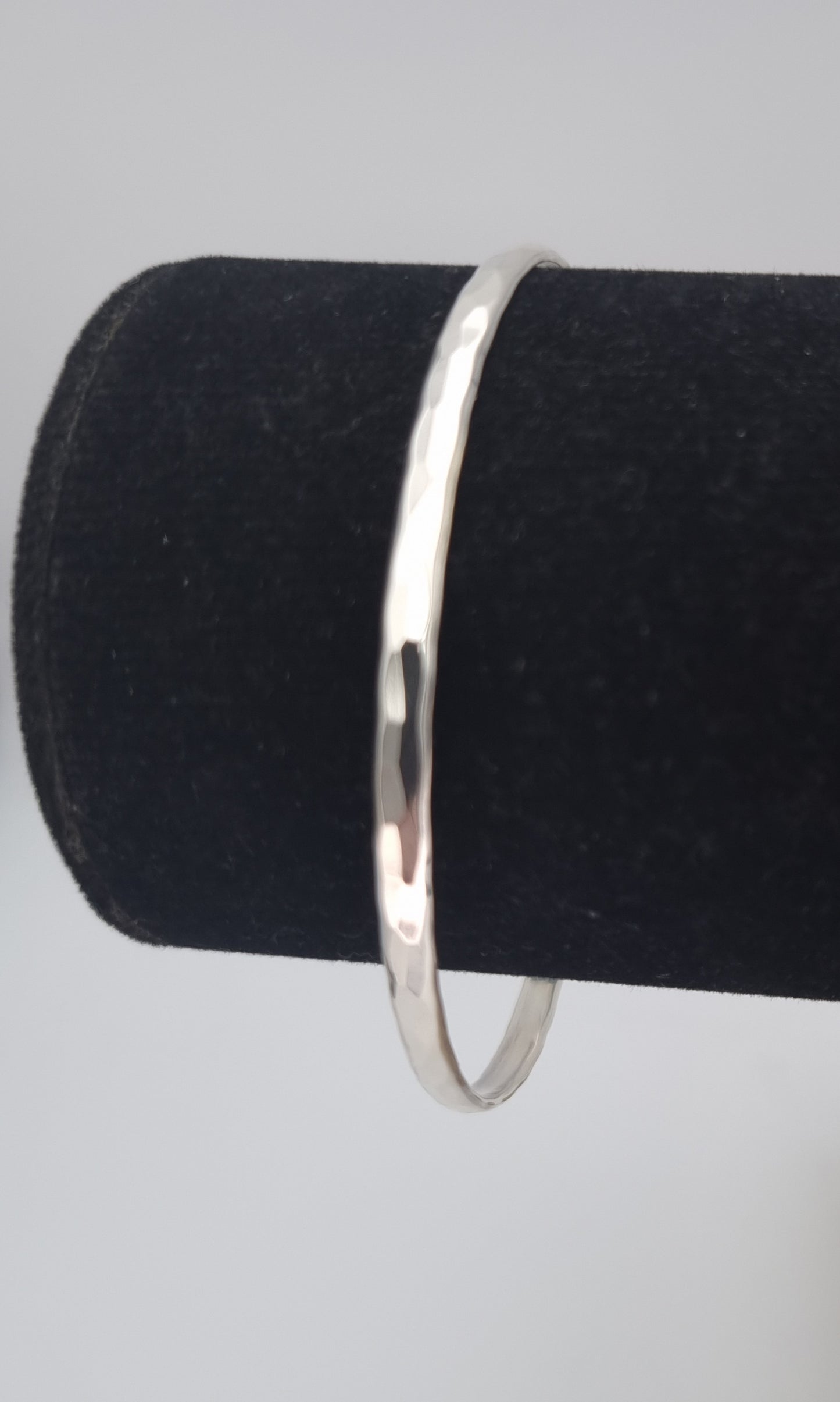 3 mm Hammered silver bangle 60mm