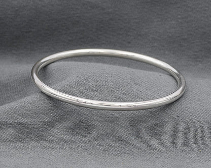 Sterling silver round bangle 4 mm