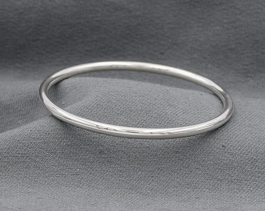Sterling silver round bangle 4 mm