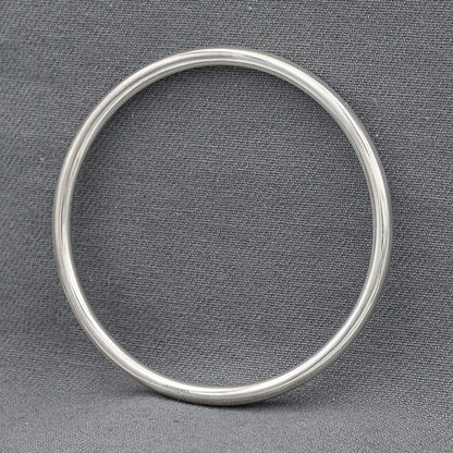 Sterling silver round bangle 4 mm