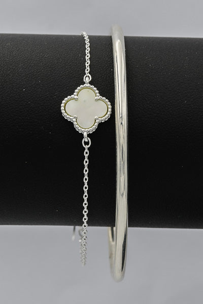 Sterling silver bracelet with a clover leaf disc in MOP