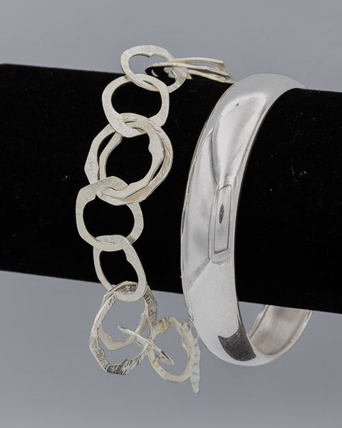Sterling silver irregular circle bracelet