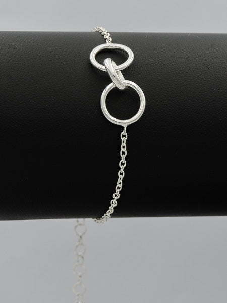 Sterling silver bracelet with intertwined circles