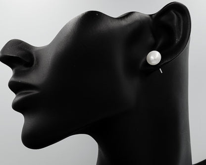 Pearl studs round 6mm