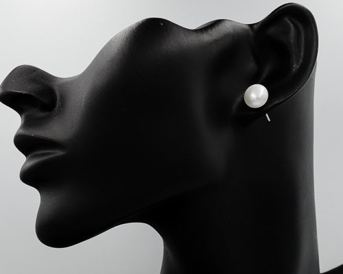 Freshwater pearl stud 10 mm