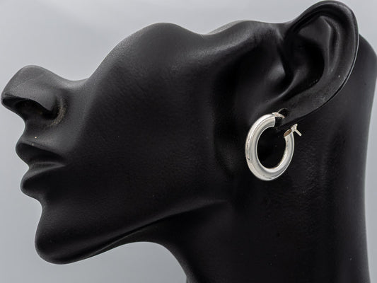 Sterling silver flat hoop 2.4 cm x 4 mm