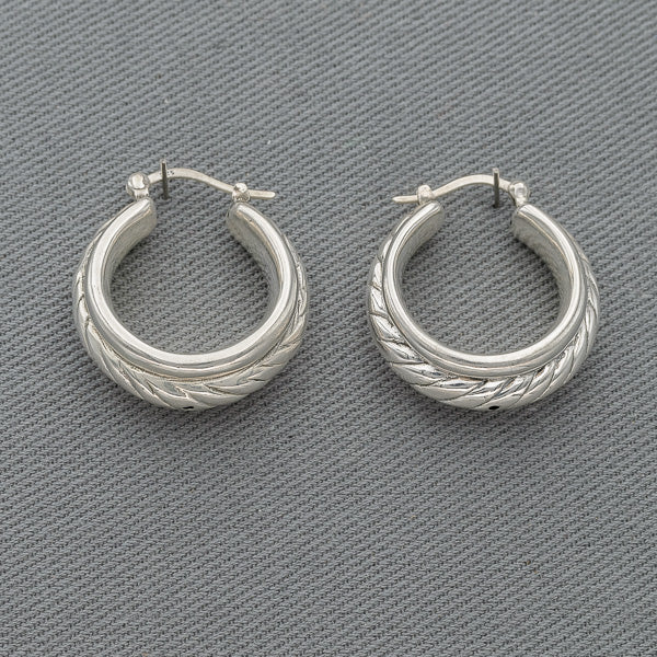 Sterling silver hoop with rope design