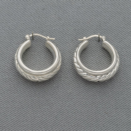 Sterling silver hoop with rope design