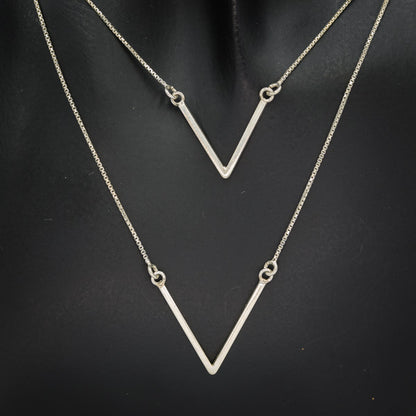 Sterling silver double V pendant chain