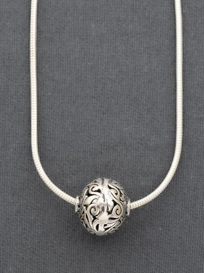 Sterling silver snake chain with a filigree ball 45 cm