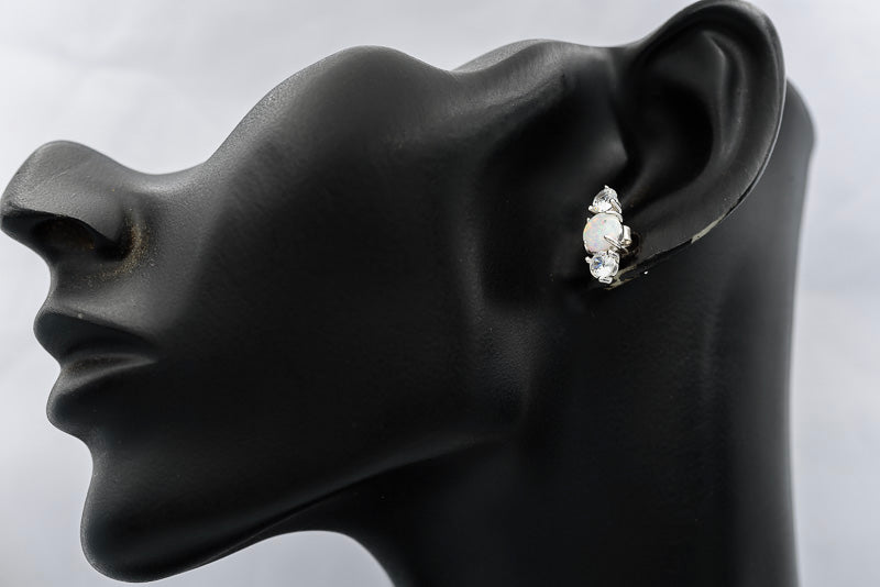 Opaline with cubic stud earring