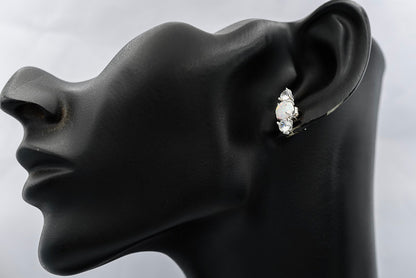 Opaline with cubic stud earring