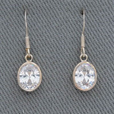 Med oval cubic drop earrings