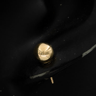 Gold 6mm  round stud 9 ct