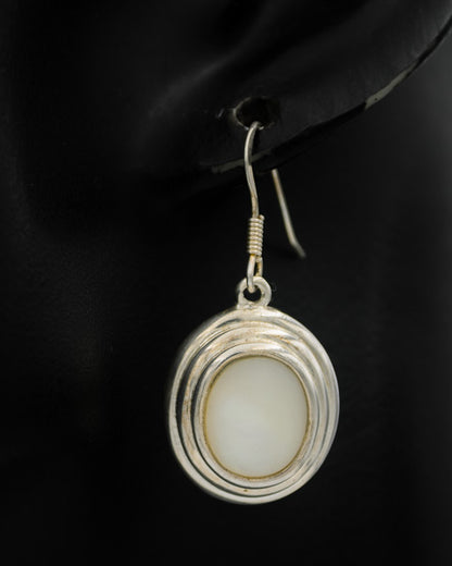 Oval mother of pearl set in sterling silver