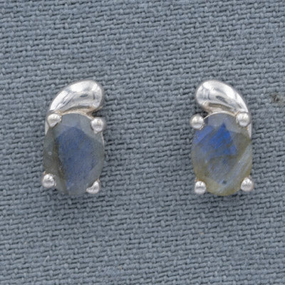 Labradorite stud set in silver - Silvertree Jewelry #