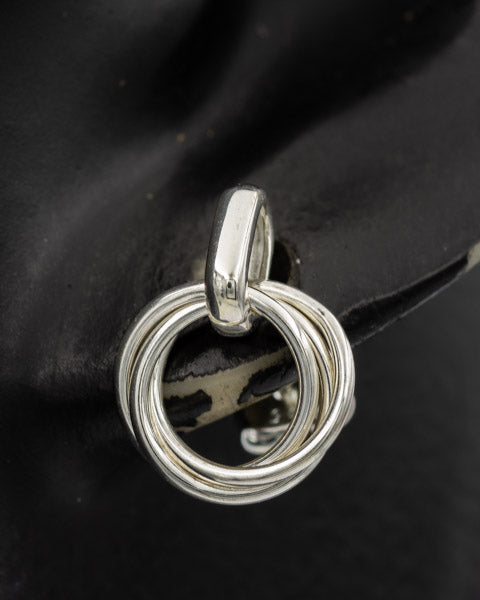 Sterling silver intertwined circles - Silvertree Jewelry #