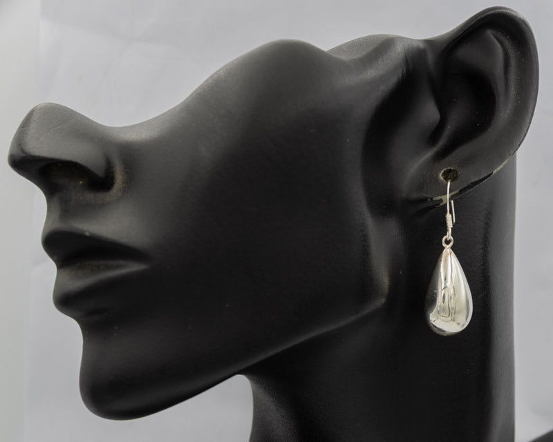 Sterling Silver Medium Teardrop Earrings - Silvertree Jewelry #
