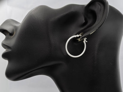 Sterling Silver 22mm Classic Hoop Earrings – 2mm - Silvertree Jewelry #