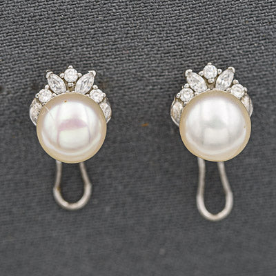 Pearl stud with cubics set in sterling silver
