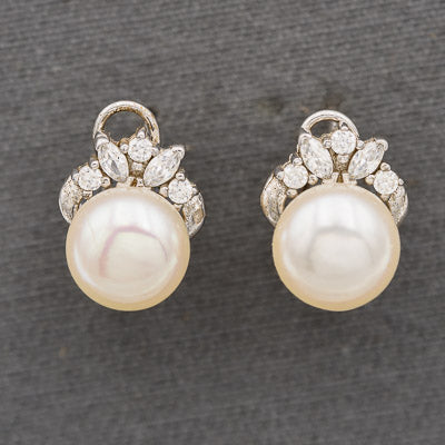 Pearl stud with cubics set in sterling silver