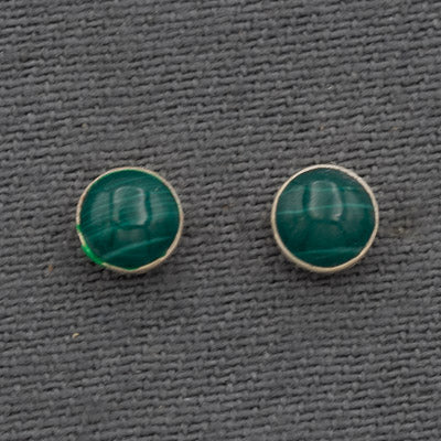 Malachite set in sterling silver stud