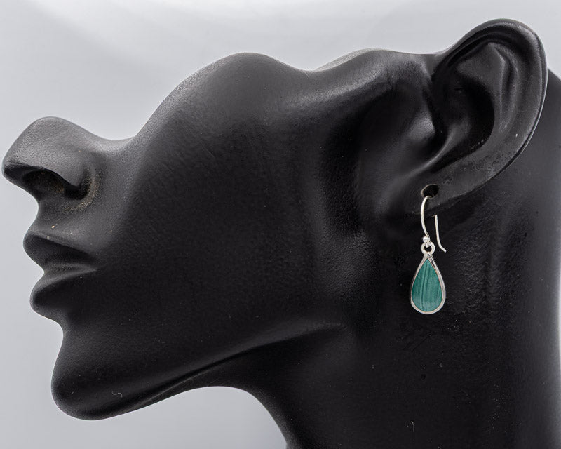 Pear shape Turquois set in sterling silver danglings
