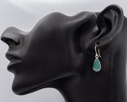 Pear shape Turquois set in sterling silver danglings