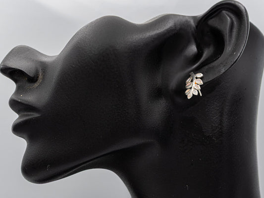 Sterling silver leaf earring with MOP