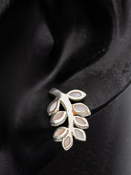 Sterling silver leaf earring with MOP