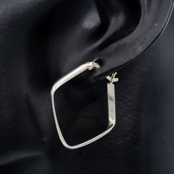 Silvertree Jewelry