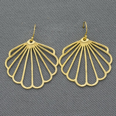 Gold plated scallop fan earrings
