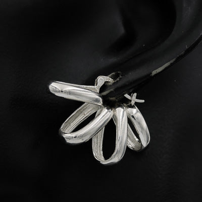 Sterling silver ribbon fan earring