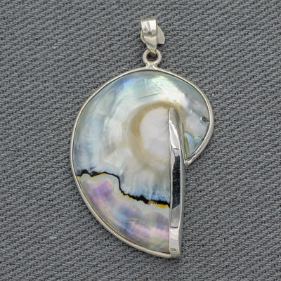 Sterling silver shell pendant small
