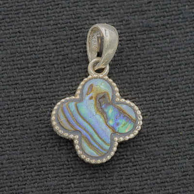 Sterling silver Clover leaf pendant in Malachite or Paua shell