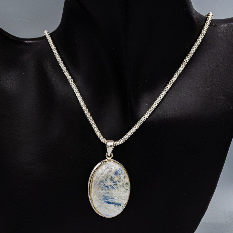 Sterling silver oval Moonstone pendant