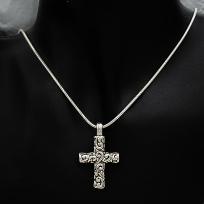 Sterling silver patterned cross