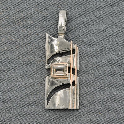 Oxidized rectangle with green amethyst