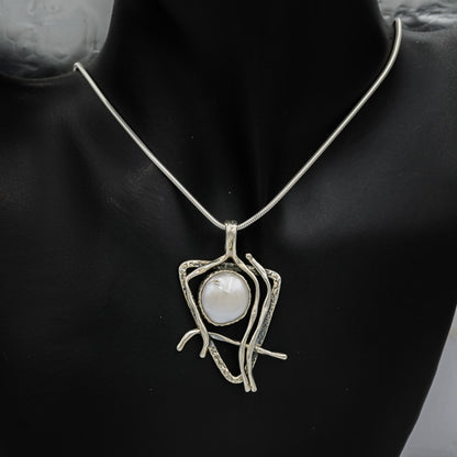 Sterling silver button pearl pendant