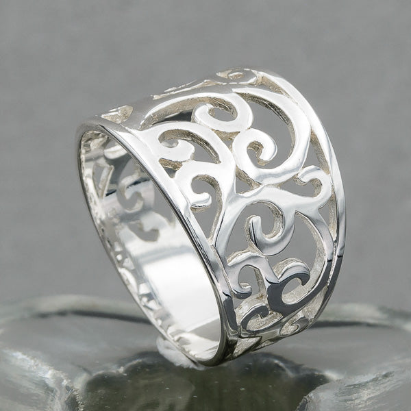 Sterling silver filigree ring