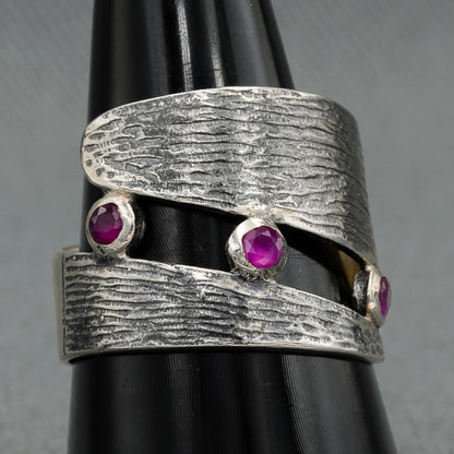 Sterling silver with 3 agate stones