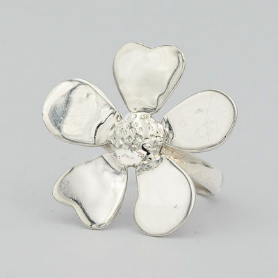 Sterling silver large daisy ring - Silvertree Jewelry #