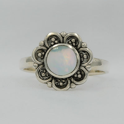 Mother of pearl set in sterling silver ring