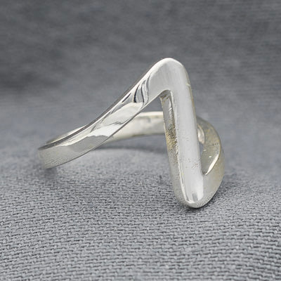 Sterling silver zig zag ring